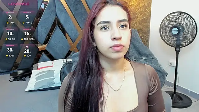 Snapshot of Vittoria_Conti_ chatting on 04/18/26, 05:15 Vittoria Conti online show from 04/18/26, 05:15