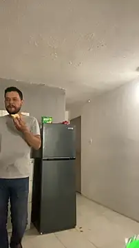 thepicis online show from 11/23/25, 12:09