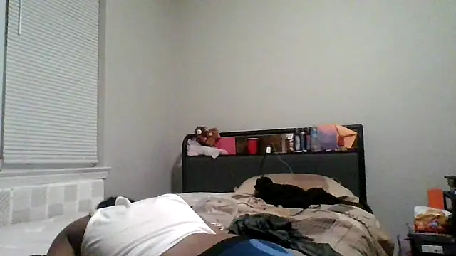 dezzidavill online show from 05/02/26, 01:44