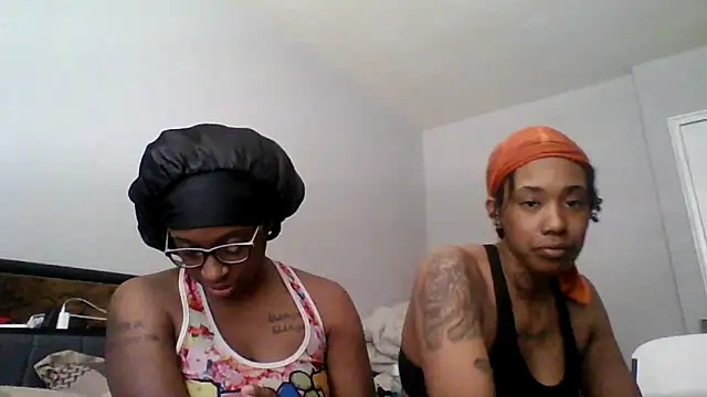 dezzidavill online show from 02/08/26, 03:10