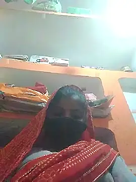 Snapshot of nainshilodhi28 chatting on 10/21/25, 07:52 nainshilodhi28 online show from 10/21/25, 07:52