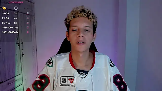 tylernova online show from 02/22/26, 03:42