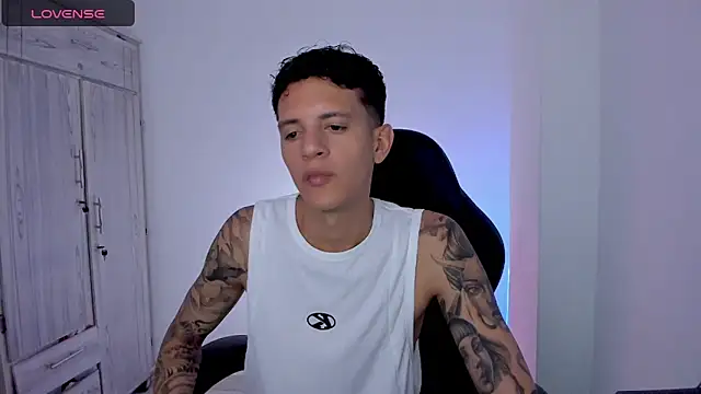 Snapshot of tylernova chatting on 05/09/26, 03:43 tylernova online show from 05/09/26, 03:43