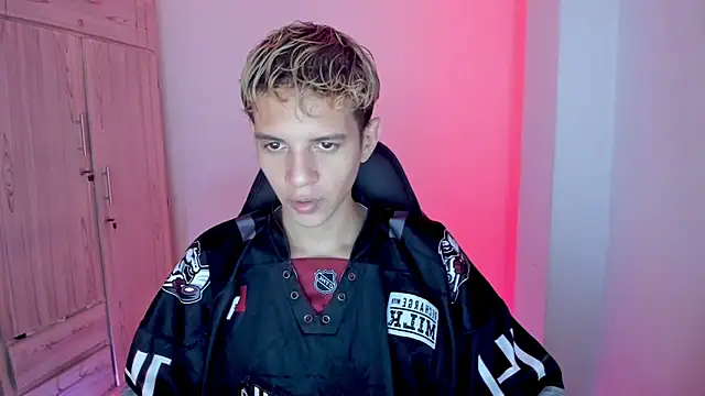 tylernova online show from 02/12/26, 03:06