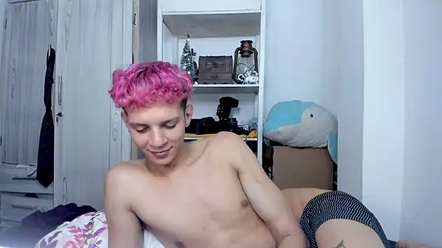 tylernova online show from 12/22/25, 04:34