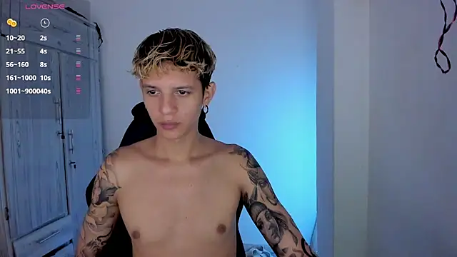 tylernova online show from 04/13/26, 04:16