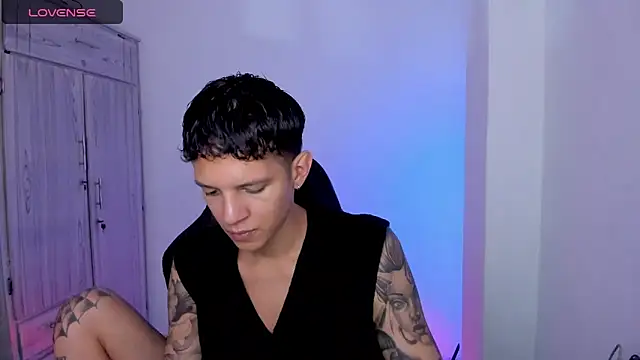 Snapshot of tylernova chatting on 05/19/26, 03:35 tylernova online show from 05/19/26, 03:35