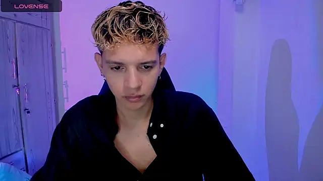 tylernova online show from 03/08/26, 03:43