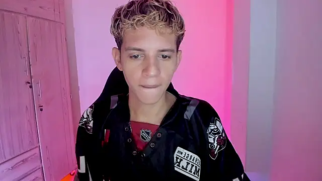 tylernova online show from 02/07/26, 03:47