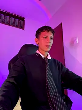 tylernova online show from 11/06/25, 04:05