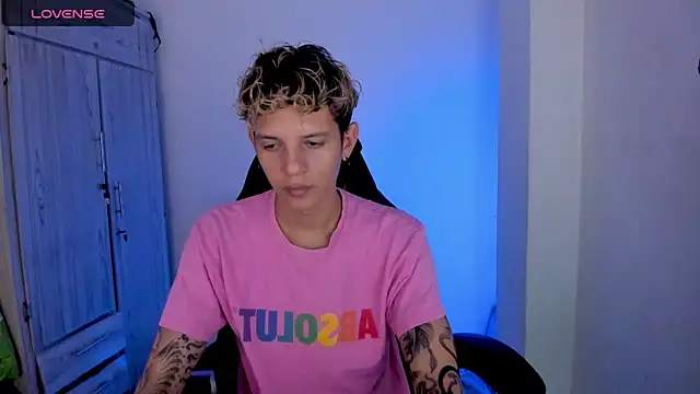 tylernova online show from 04/14/26, 03:11