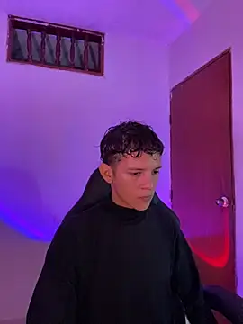 tylernova online show from 11/07/25, 03:44