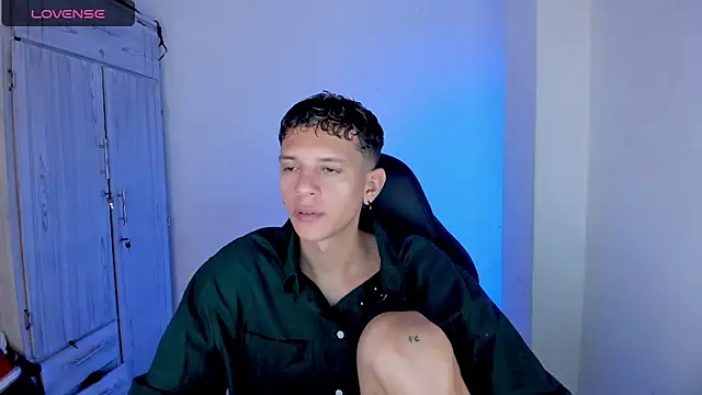 Snapshot of tylernova chatting on 04/19/26, 03:29 tylernova online show from 04/19/26, 03:29