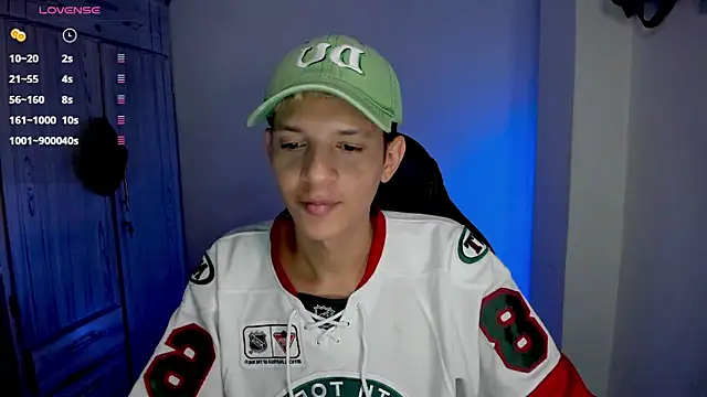 tylernova online show from 03/23/26, 03:28