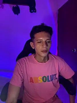 tylernova online show from 10/19/25, 04:48