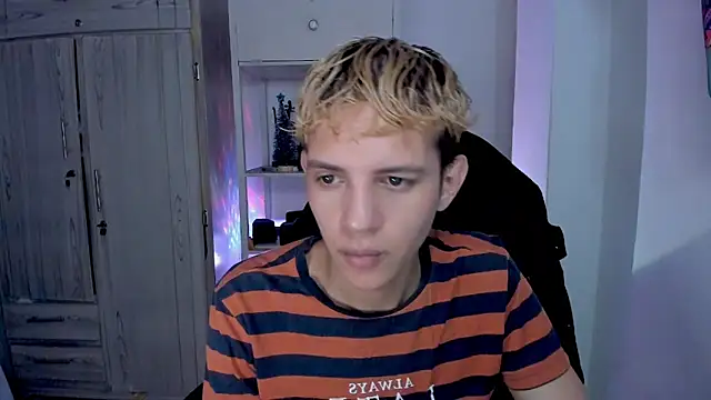 tylernova online show from 01/15/26, 03:32