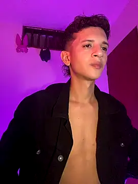 tylernova online show from 10/16/25, 03:37