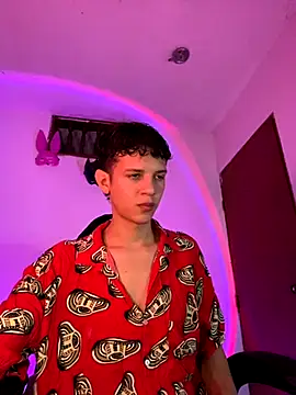 tylernova online show from 11/01/25, 03:57