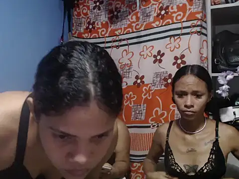 princesaslatinas online show from 10/24/25, 02:38