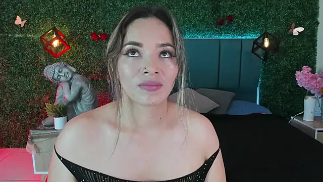 Kiaraa88 online show from 07/16/26, 08:39