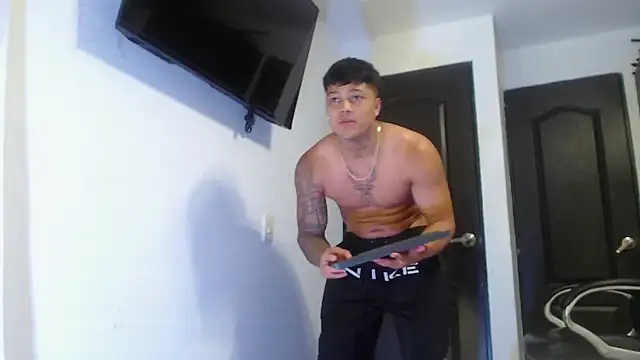 Boyhot 00 online show from 10/21/25, 01:16