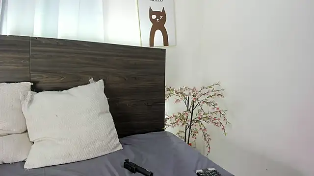 Brianna Maya online show from 03/10/26, 09:30