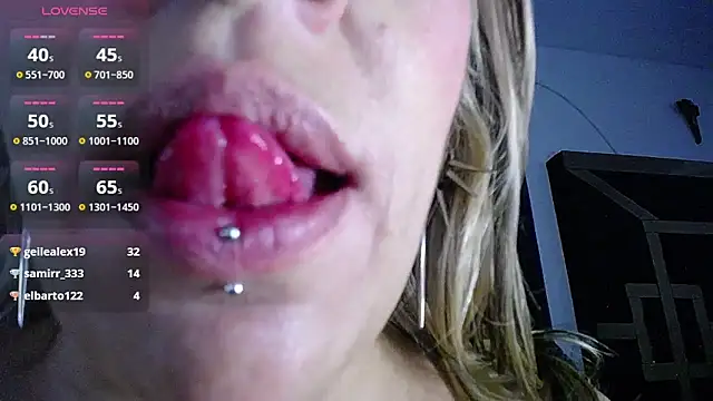 Snapshot of Meganbaiker chatting on 02/20/26, 06:19 Meganbaiker online show from 02/20/26, 06:19