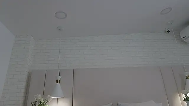 Snapshot of nina_gb chatting on 02/09/26, 03:43 nina gb online show from 02/09/26, 03:43