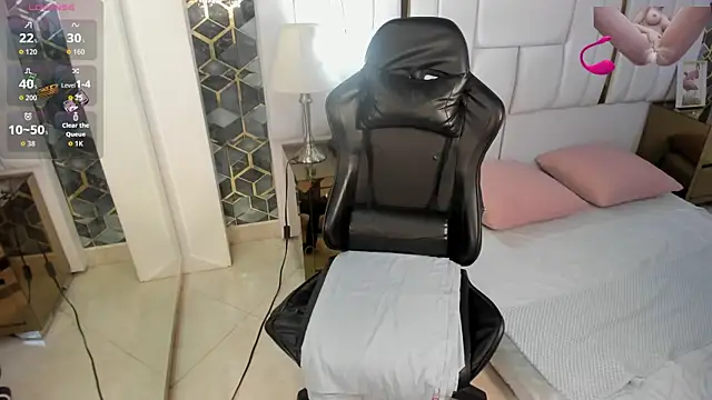 emily parks666 online show from 11/10/25, 09:53