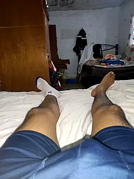 Latinokev online show from 11/18/25, 07:39