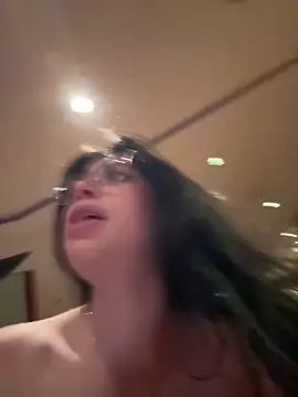 majo gallego online show from 04/22/26, 03:57