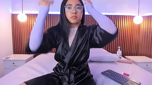 Foxy Kylie online show from 11/04/25, 07:50