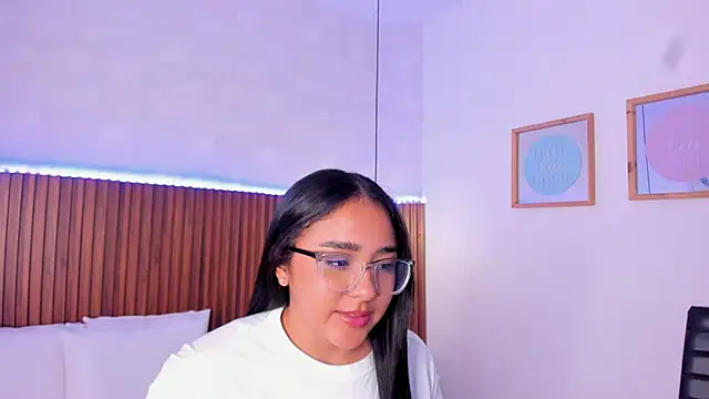 Foxy Kylie online show from 10/11/25, 08:21