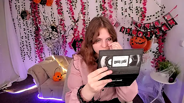 Ame Chan online show from 10/18/25, 02:08