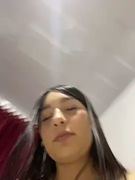   Lorelain   online show from 10/28/25, 11:14