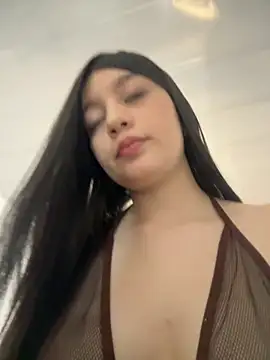   Lorelain   online show from 12/05/25, 09:01