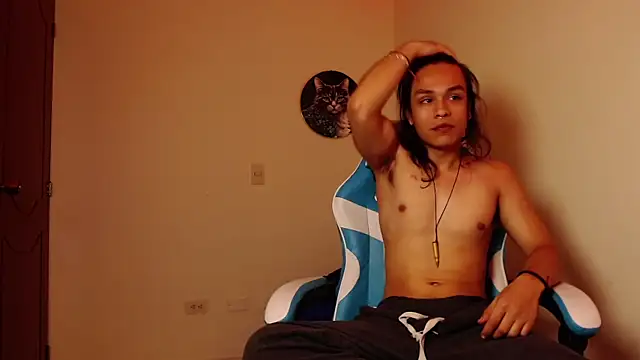 tom 1945 online show from 10/17/25, 04:38