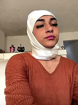 Snapshot of CelestSkyy chatting on 10/21/25, 07:57 CelestSkyy online show from 10/21/25, 07:57