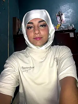 Snapshot of CelestSkyy chatting on 10/14/25, 03:18 CelestSkyy online show from 10/14/25, 03:18