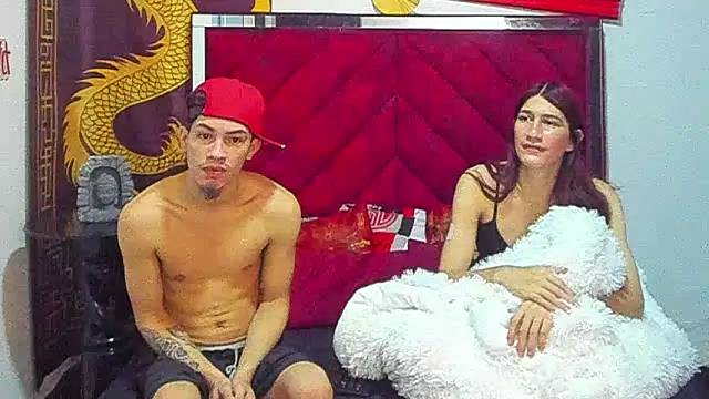 Snapshot of Pride_couple chatting on 01/11/26, 11:11 Pride couple online show from 01/11/26, 11:11