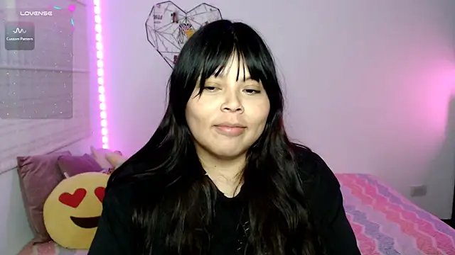 Snapshot of EllieMoonX chatting on 07/02/26, 03:23 EllieMoonX online show from 07/02/26, 03:23