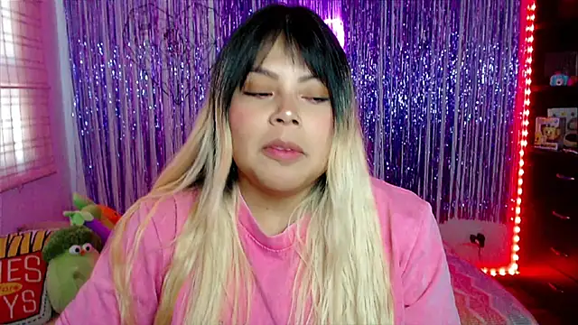 EllieMoonX online show from 03/20/26, 10:44