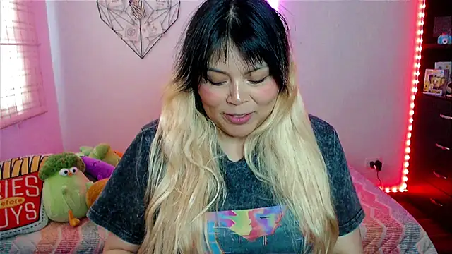 EllieMoonX online show from 03/18/26, 08:53