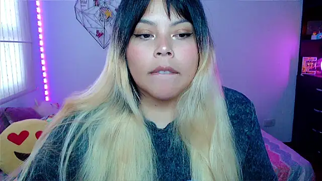 EllieMoonX online show from 04/16/26, 10:12