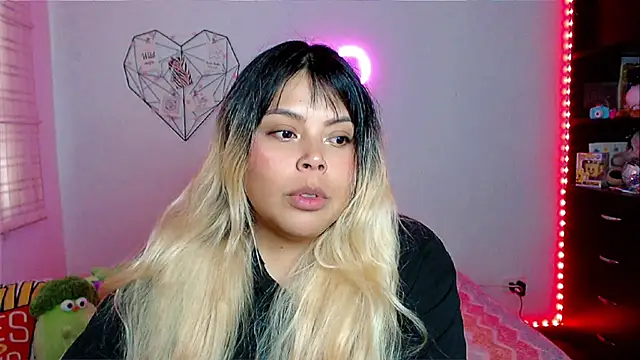 EllieMoonX online show from 03/16/26, 08:55