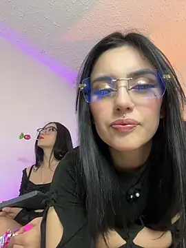 Snapshot of Lucy_699 chatting on 06/21/26, 03:23 Lucy 699 online show from 06/21/26, 03:23