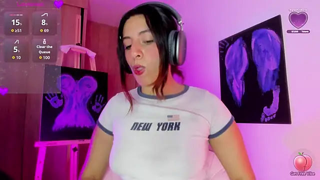 Meganthomson online show from 11/21/25, 02:54