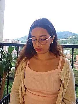 Meganthomson online show from 02/06/26, 10:06