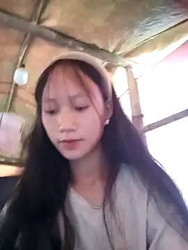 minachao- online show from 10/27/25, 07:42