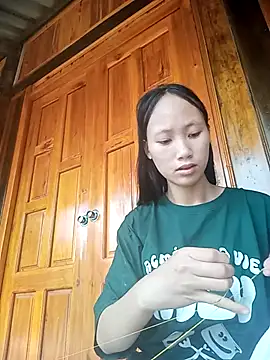 minachao- online show from 04/17/26, 02:03